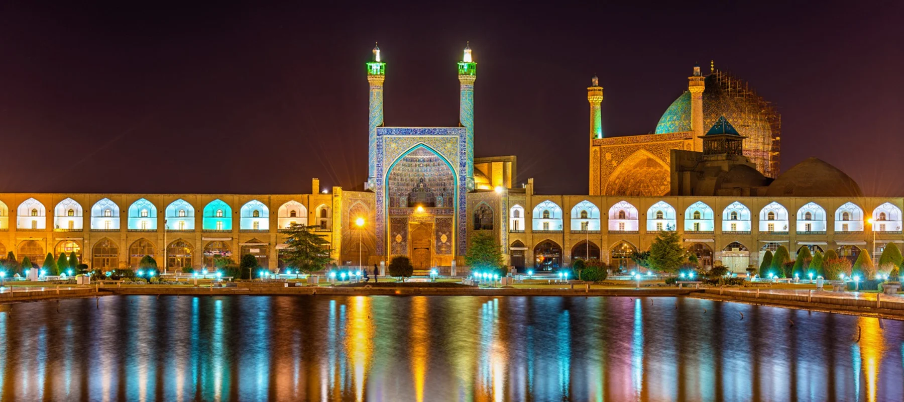 مسجد جامع الإمام في أصفهان: جوهرة العظمة التاريخية